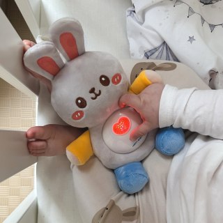 Woopie Baby WOOPIE BABY Interaktywny Pluszak Przytulanka dla Niemowląt Światło Dźwięk Króliczek Usypiacz Różowy