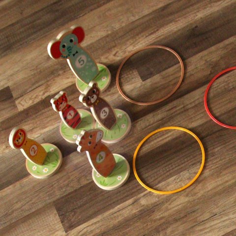 Tooky Toy TOOKY TOY Drewniana Gra Zręcznościowa Rzut do Celu Zwierzątka 15 el. Tooky Toy TOOKY TOY Drewniana Gra Zręcznościowa Rzut do Celu Zwierzątka 15 el.