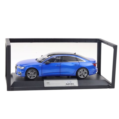 Samochód Audi A6 L 1:18 Metalowy Akcesoria Światła Dźwięki Niebieski
